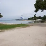 Nikola Luxury Borik Zára